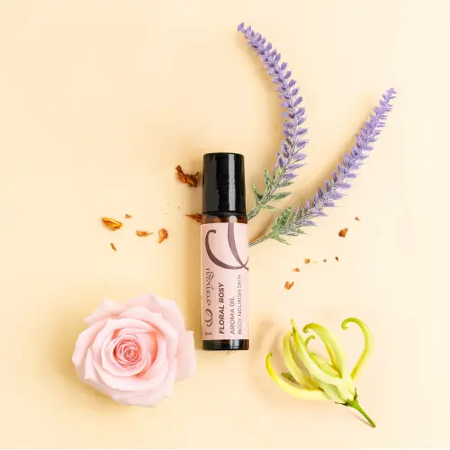 Floral Rosy roll-on with Wan Sao Long, rose, lavender and ylang-ylang, from AROMAYU